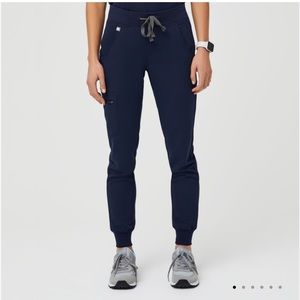 FIGS ZAMORA JOGGERS - SMALL PETITE (NAVY)